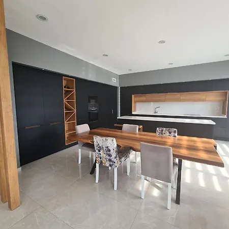 Villa Pulya